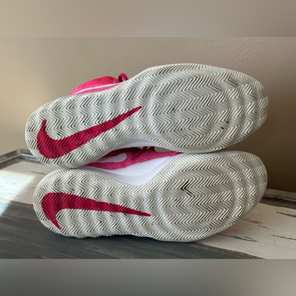 Nike Zoom Rev ‘Kay Yow” Breast Cancer Shoes - Size 10.5 Womens - Picture 8 of 10